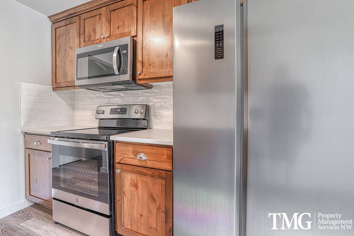 Apartment for rent at 1914 E Mill Plain Blvd, Vancouver, WA 98661