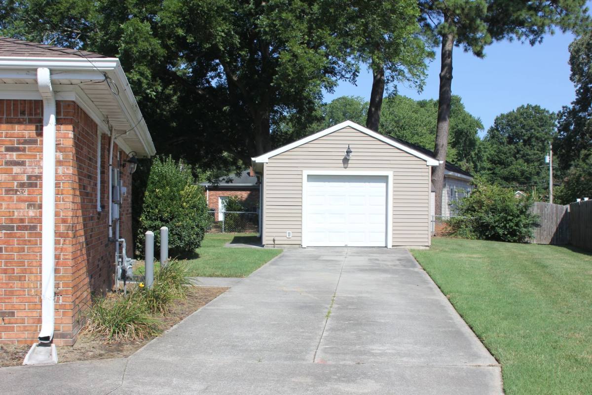House for rent at 2349 Custom Circle, Virginia Beach, VA 23454