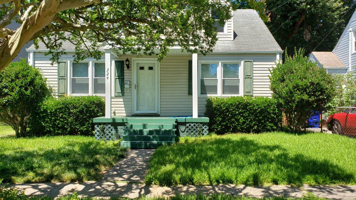 House for rent at 324 E Leicester Ave, Norfolk, VA 23503