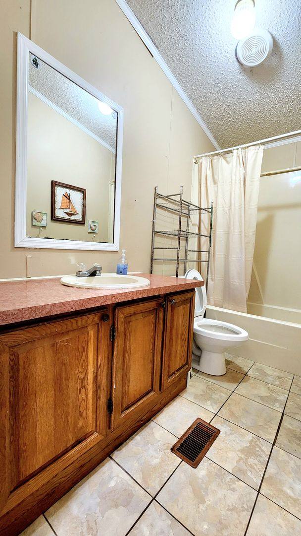 Apartment for rent at 19610 Alta Vista Dr, Panama City Beach, FL 32413