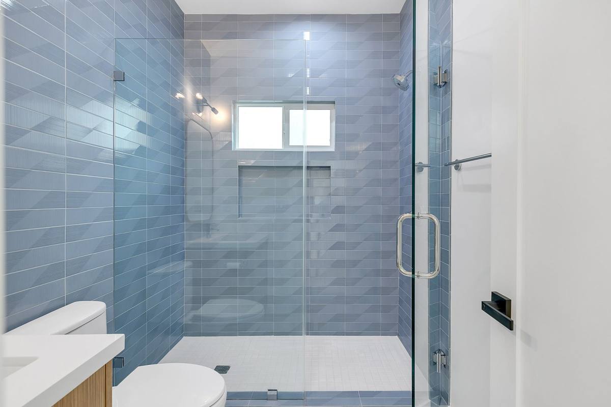 Apartment for rent at 1174 Madison Ave, Los Angeles, CA 90029
