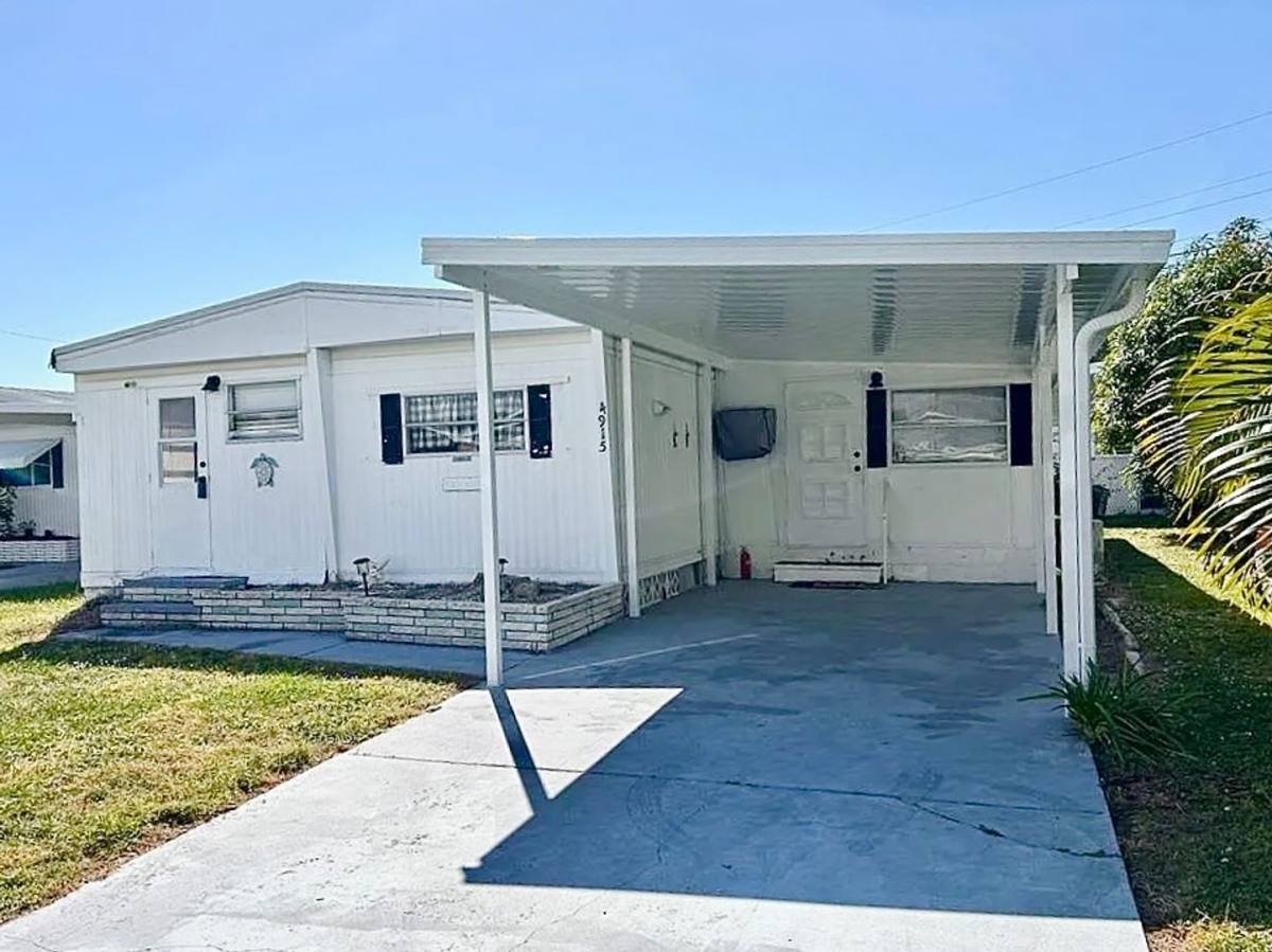 House for rent at 4915 Winged Foot Ave, Sarasota, FL 34234