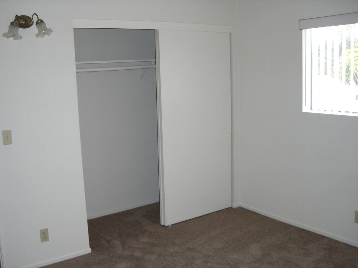 Apartment for rent at 8234-48-54 Atlanta Ave, Huntington Beach, CA 92646