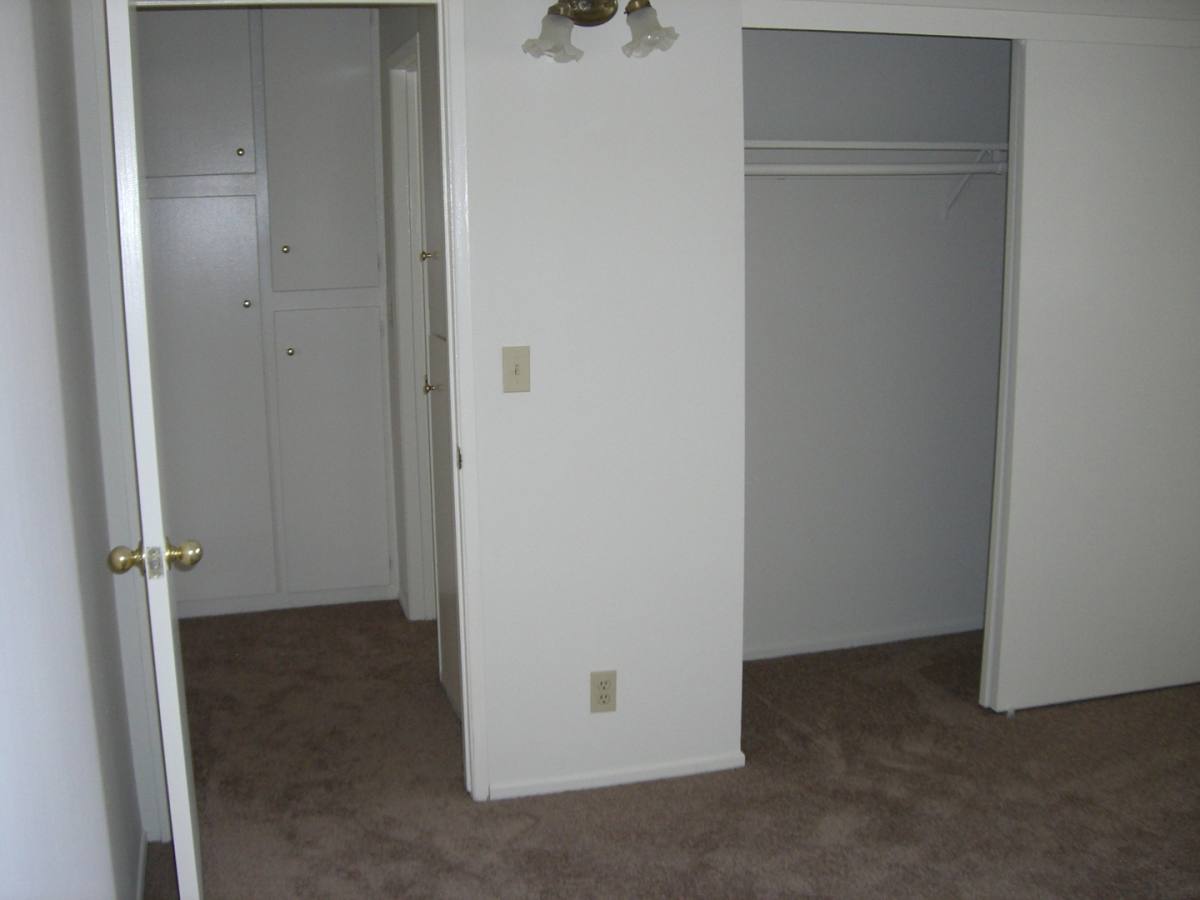 Apartment for rent at 8234-48-54 Atlanta Ave, Huntington Beach, CA 92646