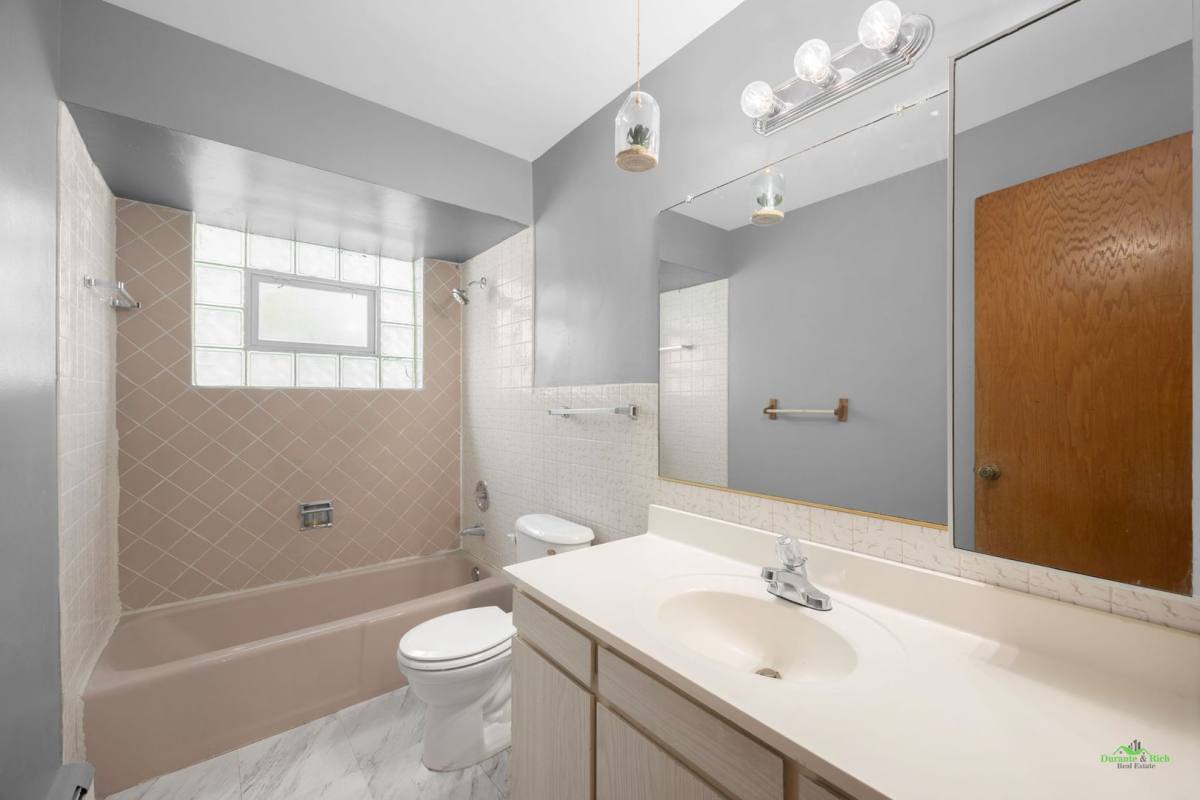 Apartment for rent at 8421 W Bryn Mawr, Chicago, IL 60631