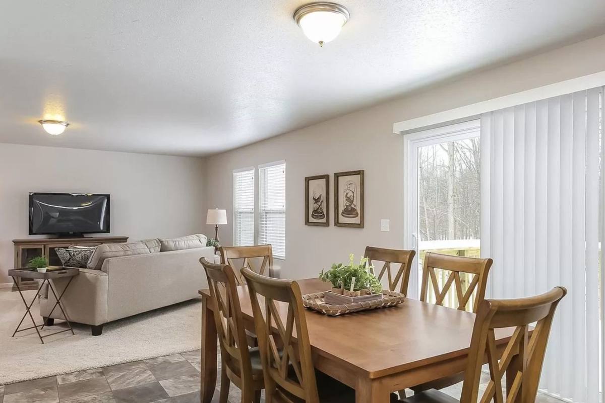 House for rent at 1040 Broken Ridge Dr, Lansing, MI 48917
