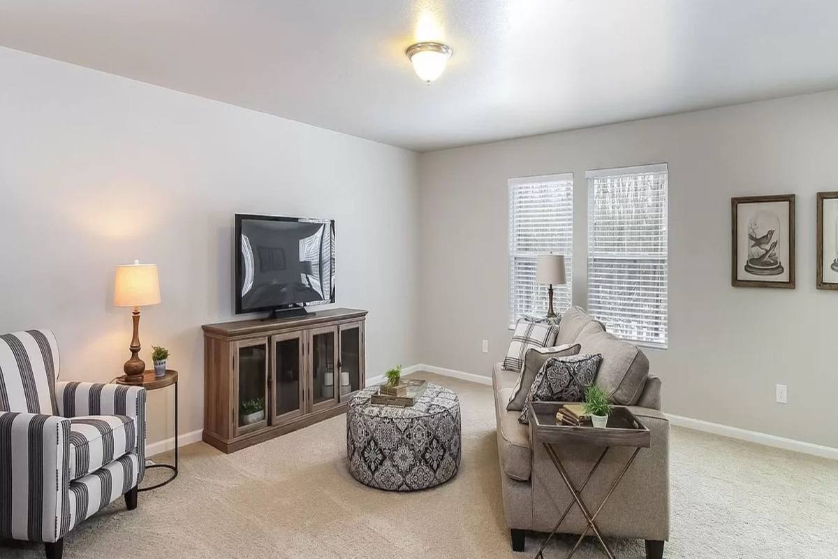 House for rent at 1040 Broken Ridge Dr, Lansing, MI 48917