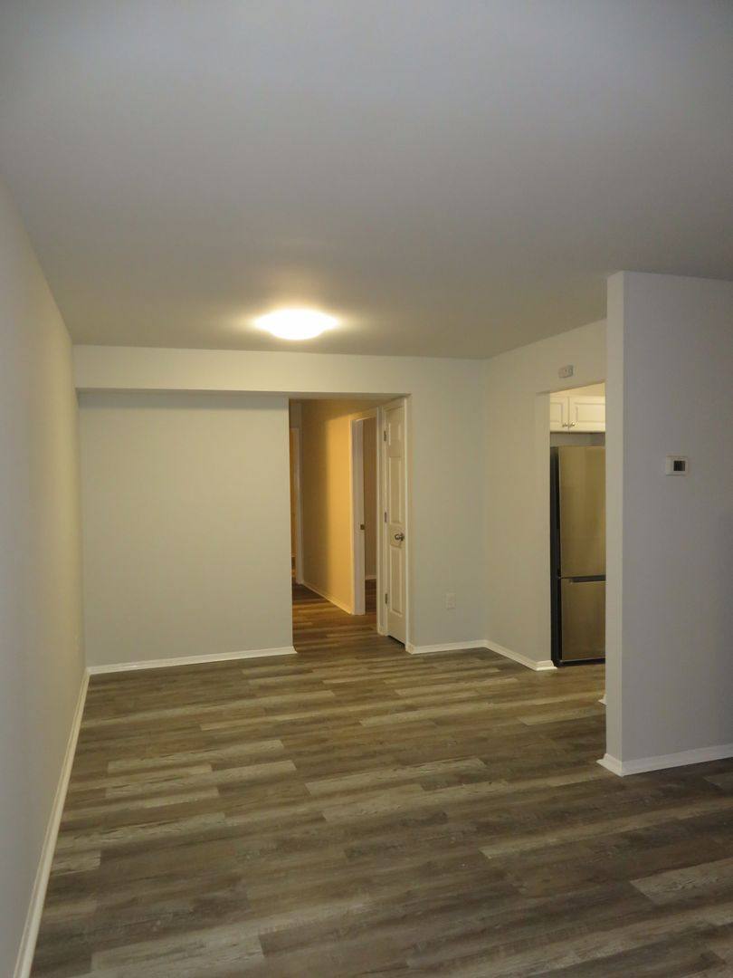 Apartment for rent at 1100 Lakeview Ave, Colonial Heights, VA 23834