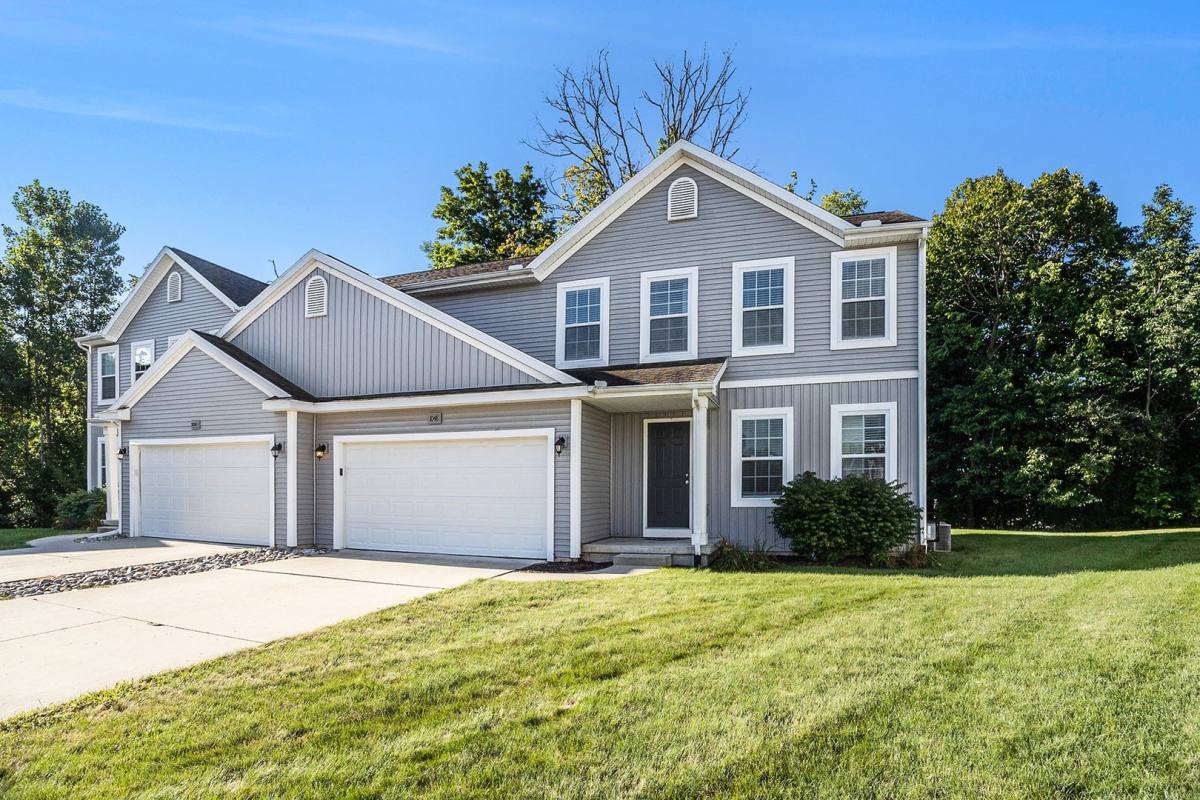 House for rent at 1048 Broken Ridge Dr, Lansing, MI 48917