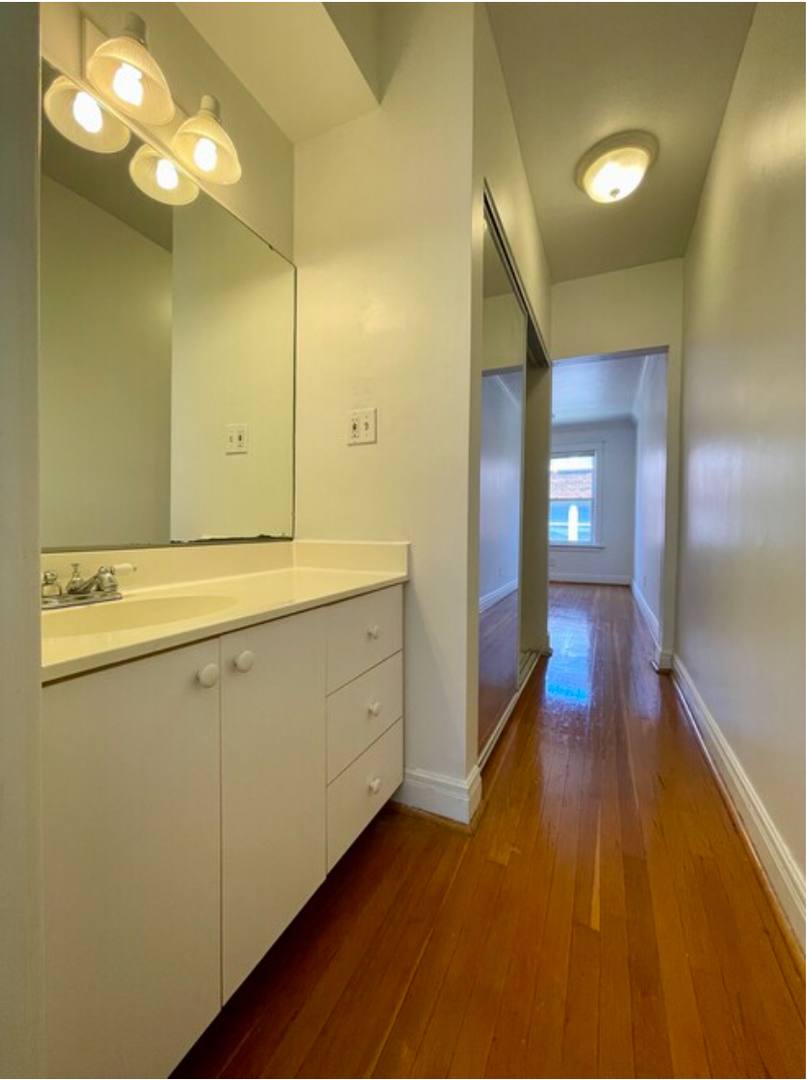Apartment for rent at 6309 S Rosebury Ave, Saint Louis, MO 63105