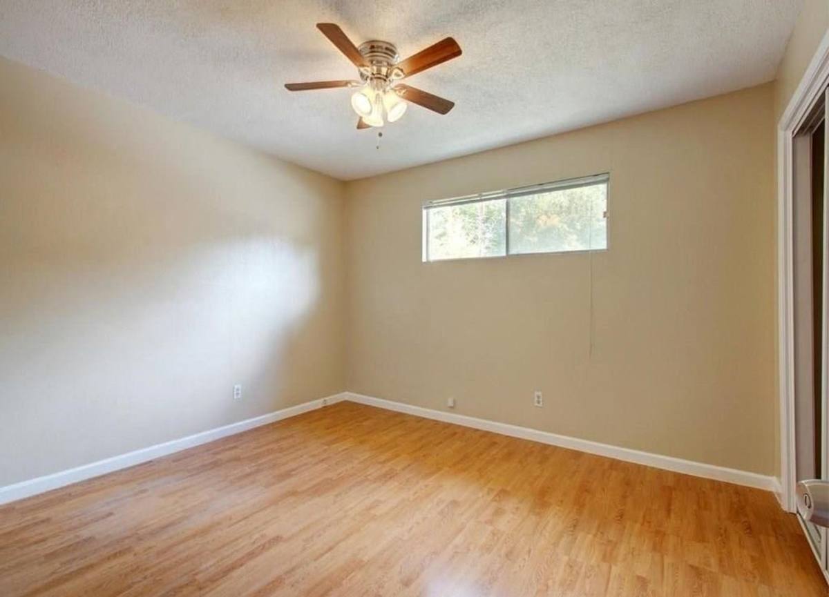 Townhouse for rent at 608 1 2 Genard St #B, Austin, TX 78751