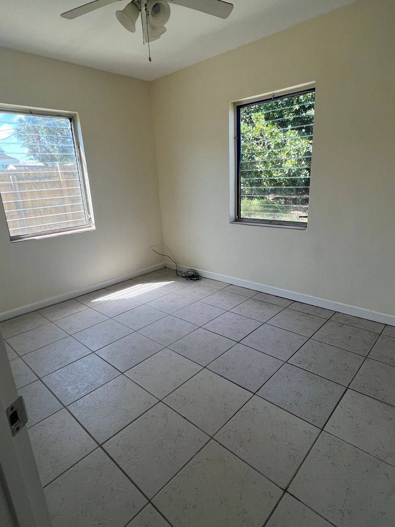 House for rent at 2343 Old Dixie Highway SE, Vero Beach, FL 32962