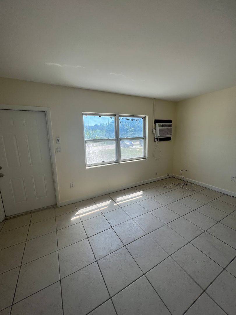 House for rent at 2343 Old Dixie Highway SE, Vero Beach, FL 32962