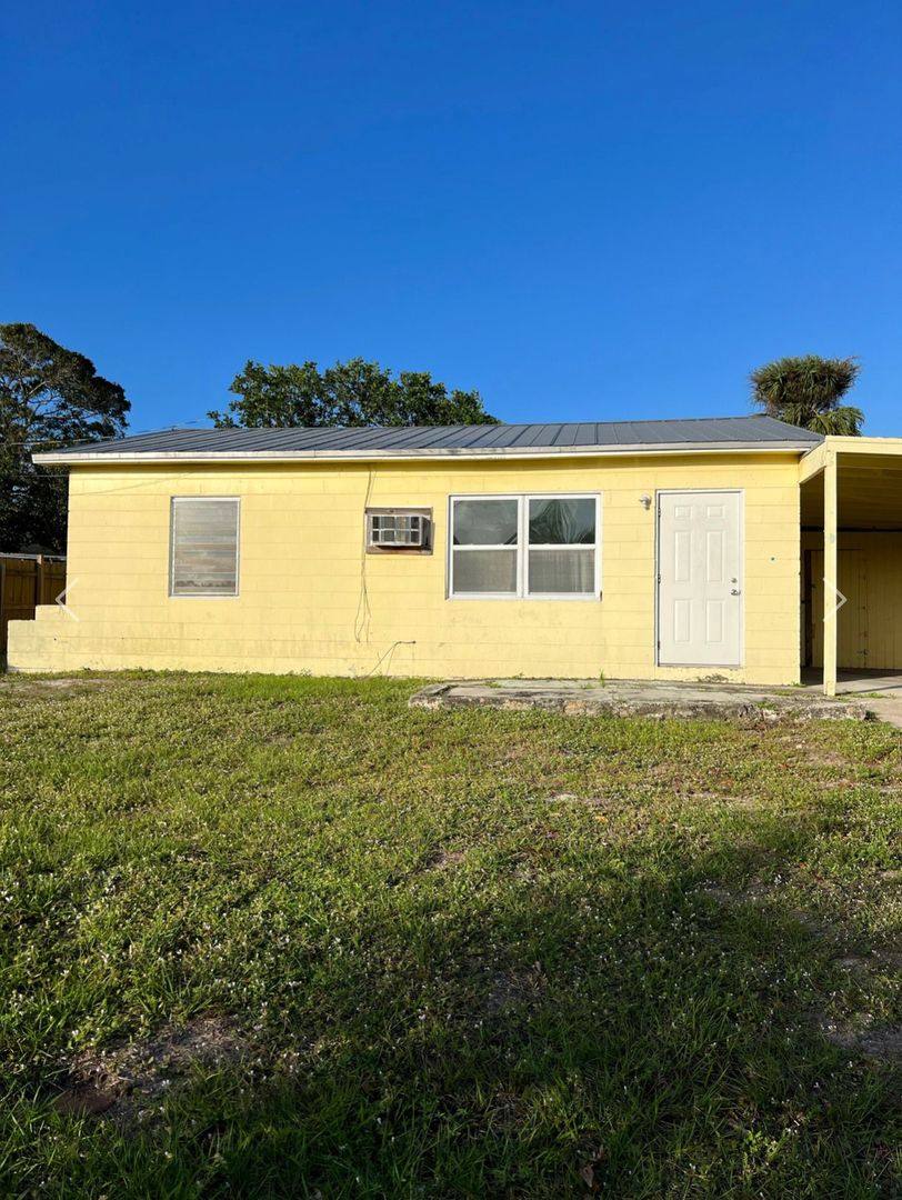 House for rent at 2343 Old Dixie Highway SE, Vero Beach, FL 32962
