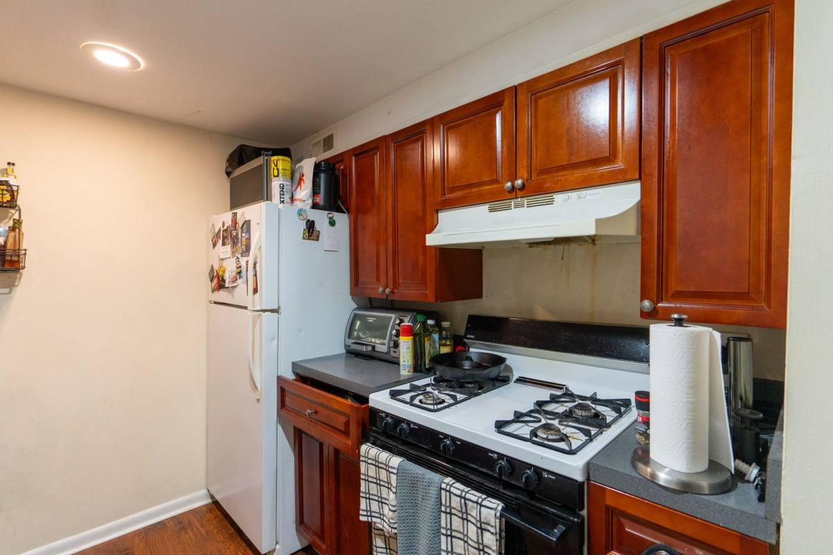 Apartment for rent at 1026 Randolph St, Philadelphia, PA 19147