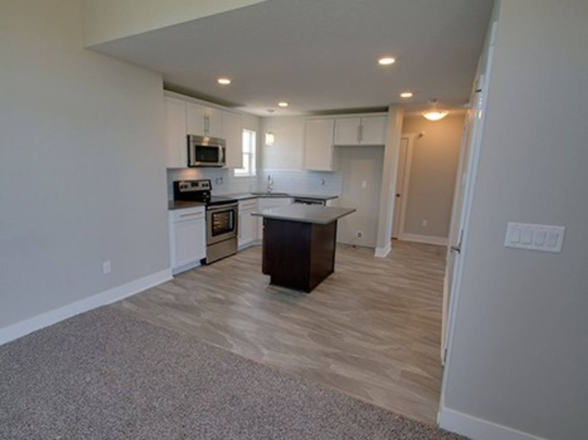 260 SE Waco Place, Waukee, IA 50263 - Townhouse for Rent - Image 10