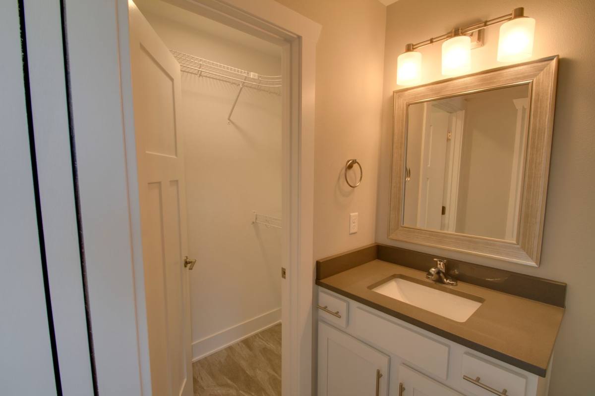 Townhouse for rent at 260 SE Waco Place, Waukee, IA 50263