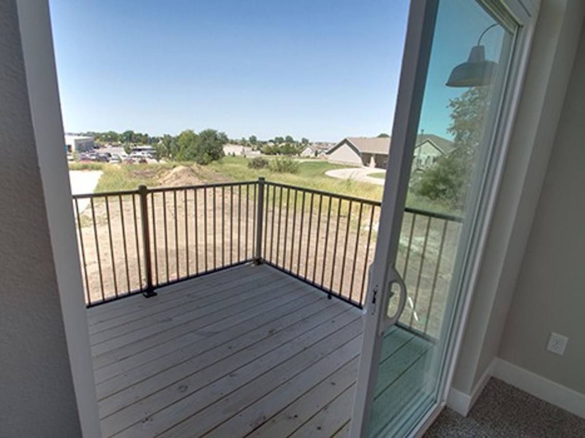 260 SE Waco Place, Waukee, IA 50263 - Townhouse for Rent - Image 11