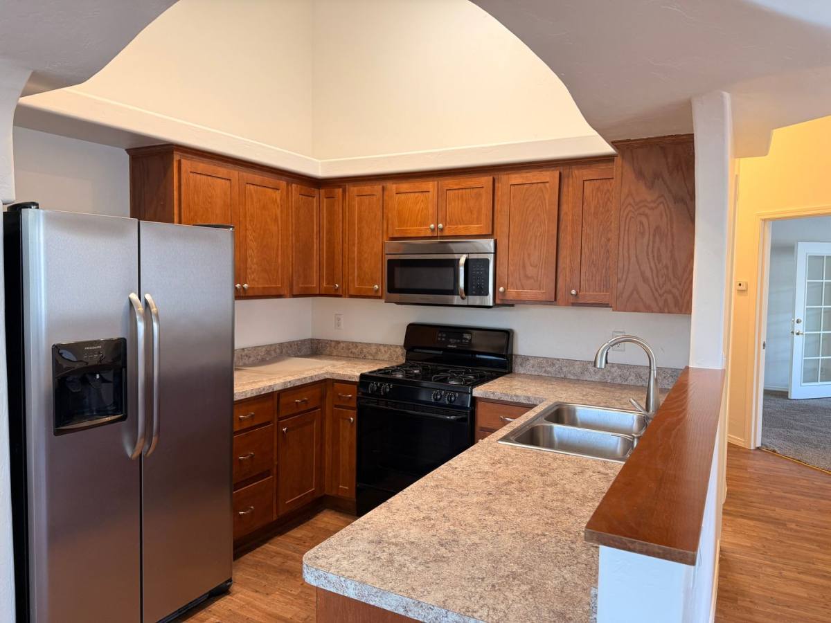 Apartment for rent at 9800 E Lakeshore Dr, Prescott Valley, AZ 86314