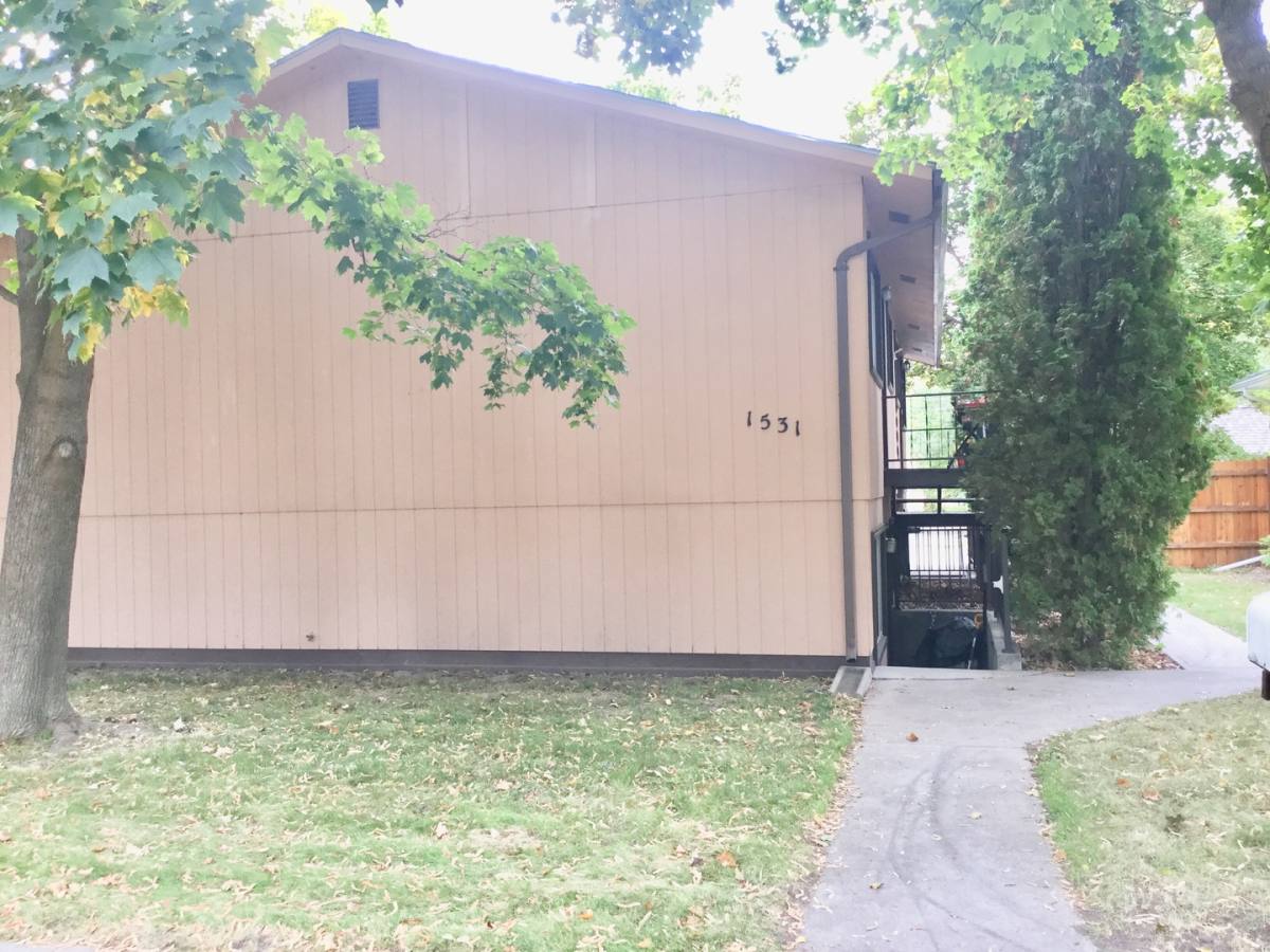 Apartment for rent at 1531 S 10th St W A-D, Missoula, MT 59801