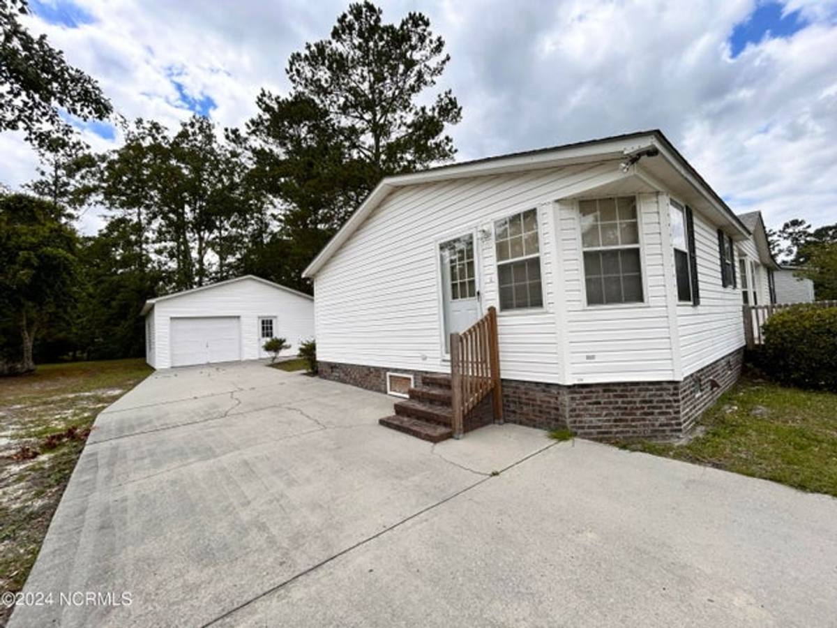 House for rent at 1075 Captains Court, Calabash, NC 28467