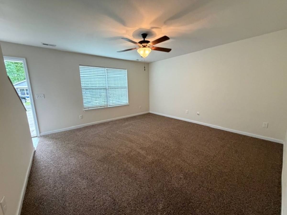 Townhouse for rent at 1553 13th St SE, Cleveland, TN 37311