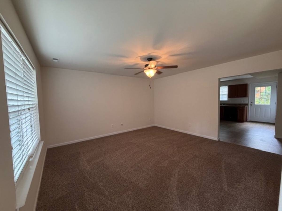 Townhouse for rent at 1553 13th St SE, Cleveland, TN 37311