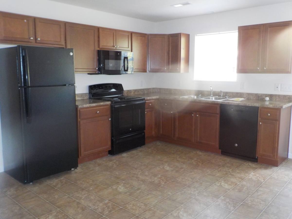Townhouse for rent at 1553 13th St SE, Cleveland, TN 37311