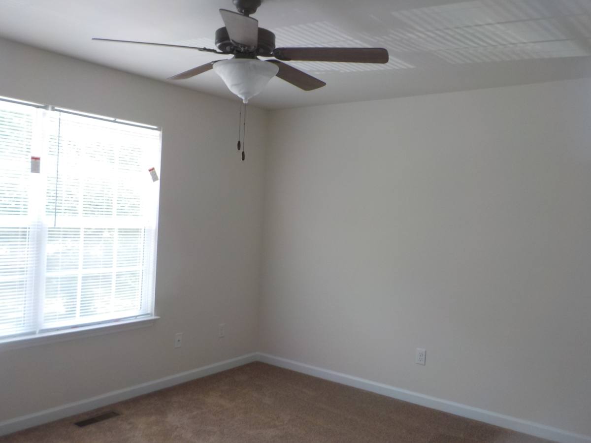Townhouse for rent at 1553 13th St SE, Cleveland, TN 37311