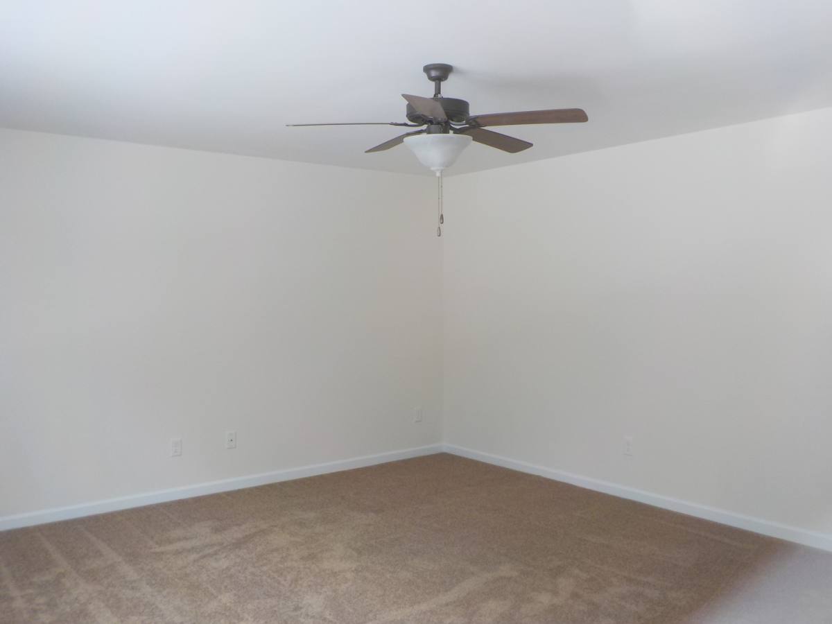 Townhouse for rent at 1553 13th St SE, Cleveland, TN 37311