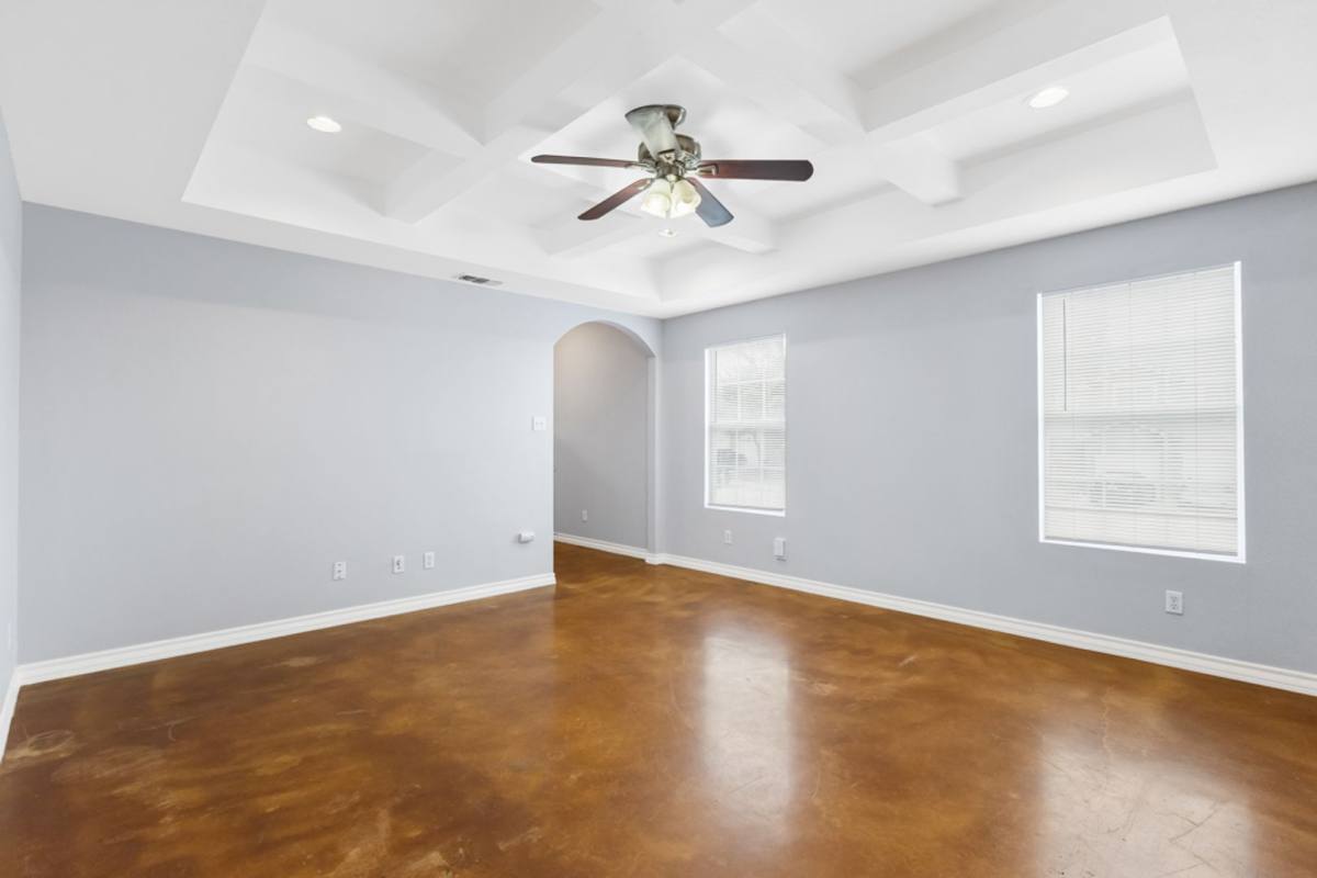Townhouse for rent at 5002 Summit Wood, San Antonio, TX 78229