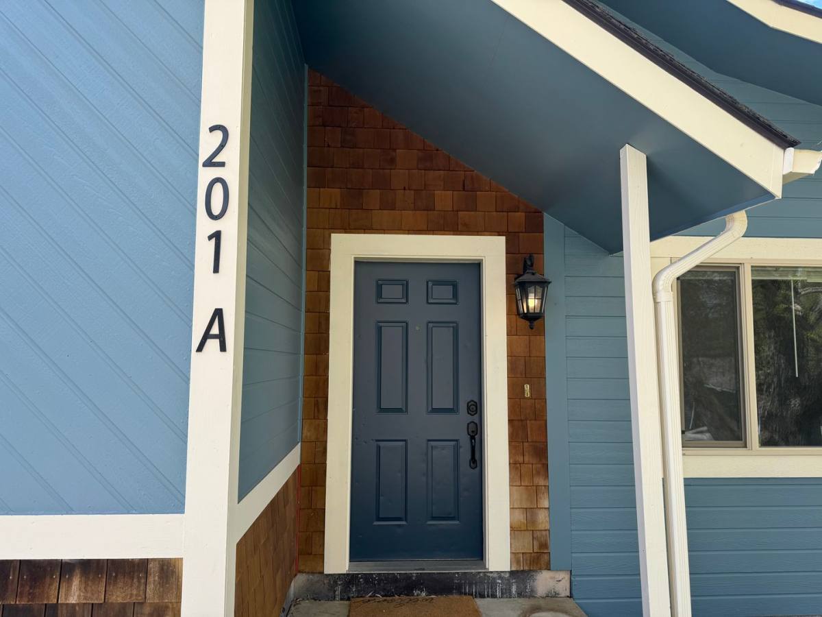 Apartment for rent at 201 Grandview Way, Missoula, MT 59803