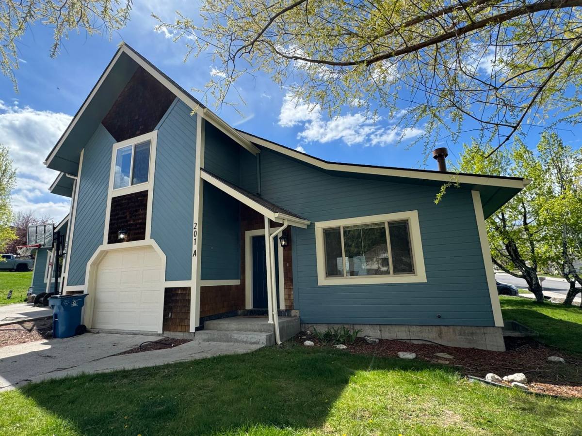 Apartment for rent at 201 Grandview Way, Missoula, MT 59803