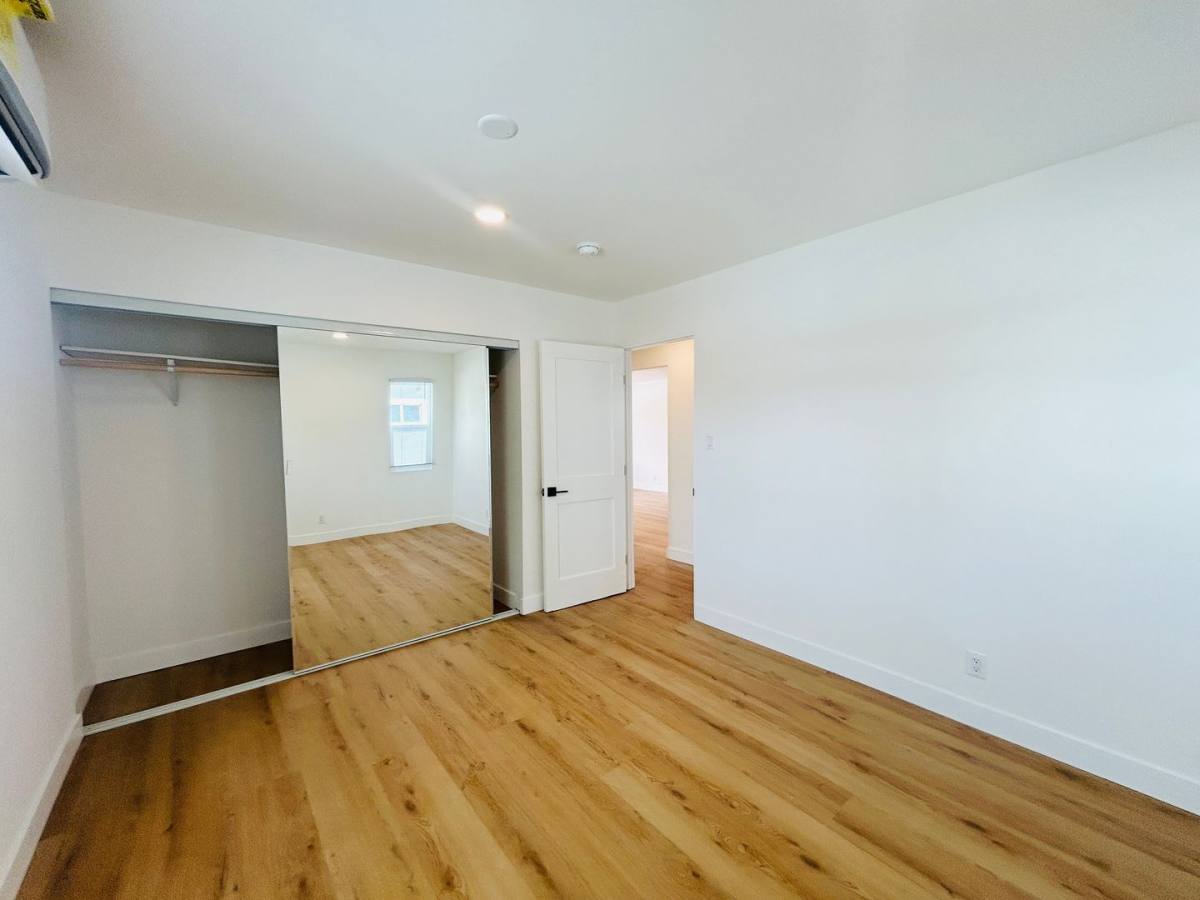 Apartment for rent at 9011 Ramsgate, Los Angeles, CA 90045