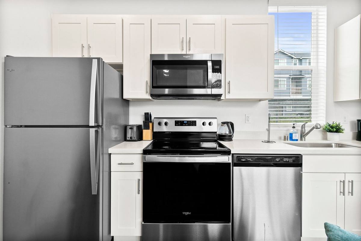 Apartment for rent at 4329 S Puget Sound Ave, Tacoma, WA 98409