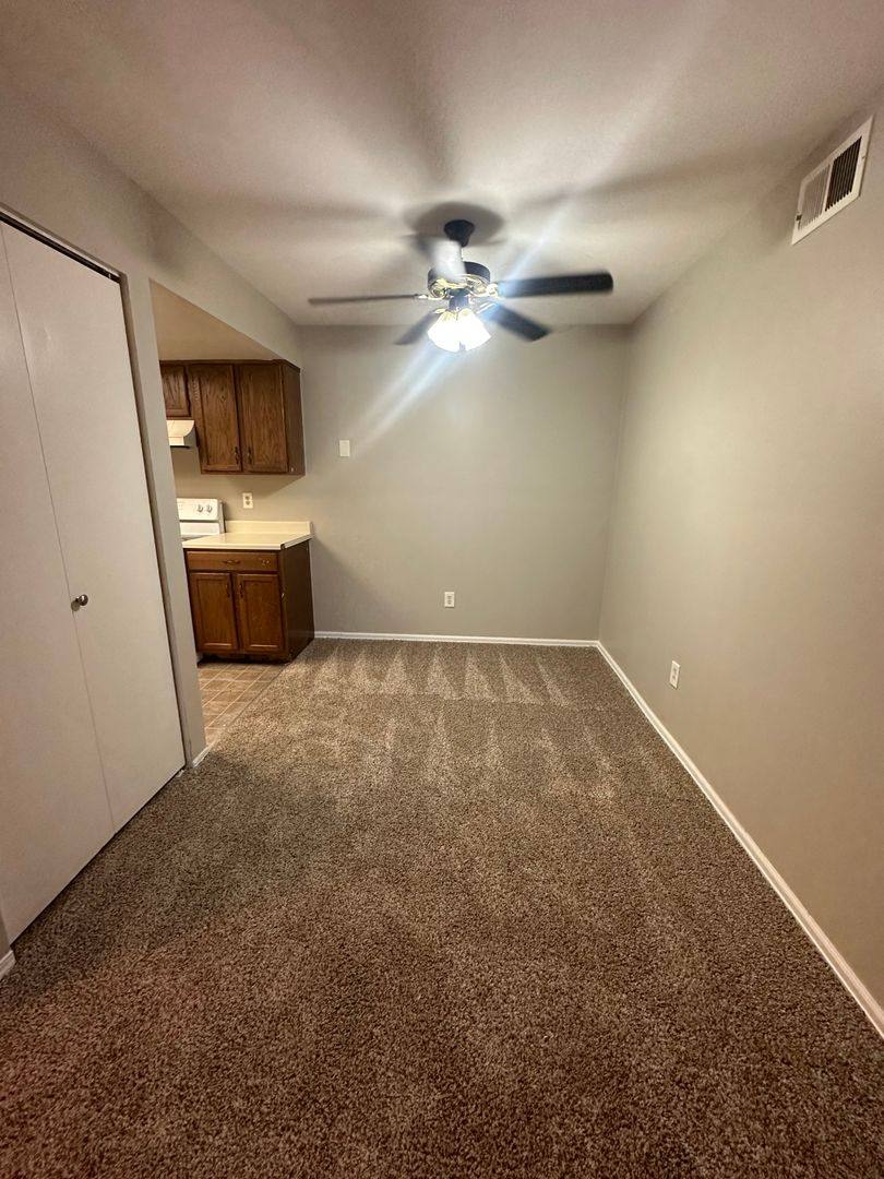 Apartment for rent at 15402 E Arizona Ave, Aurora, CO 80017