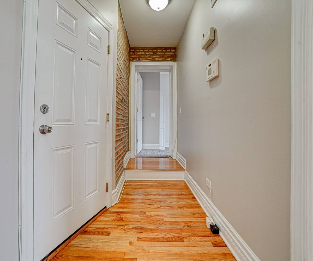 Condo for rent at 4858 S Prairie Ave, Chicago, IL 60615