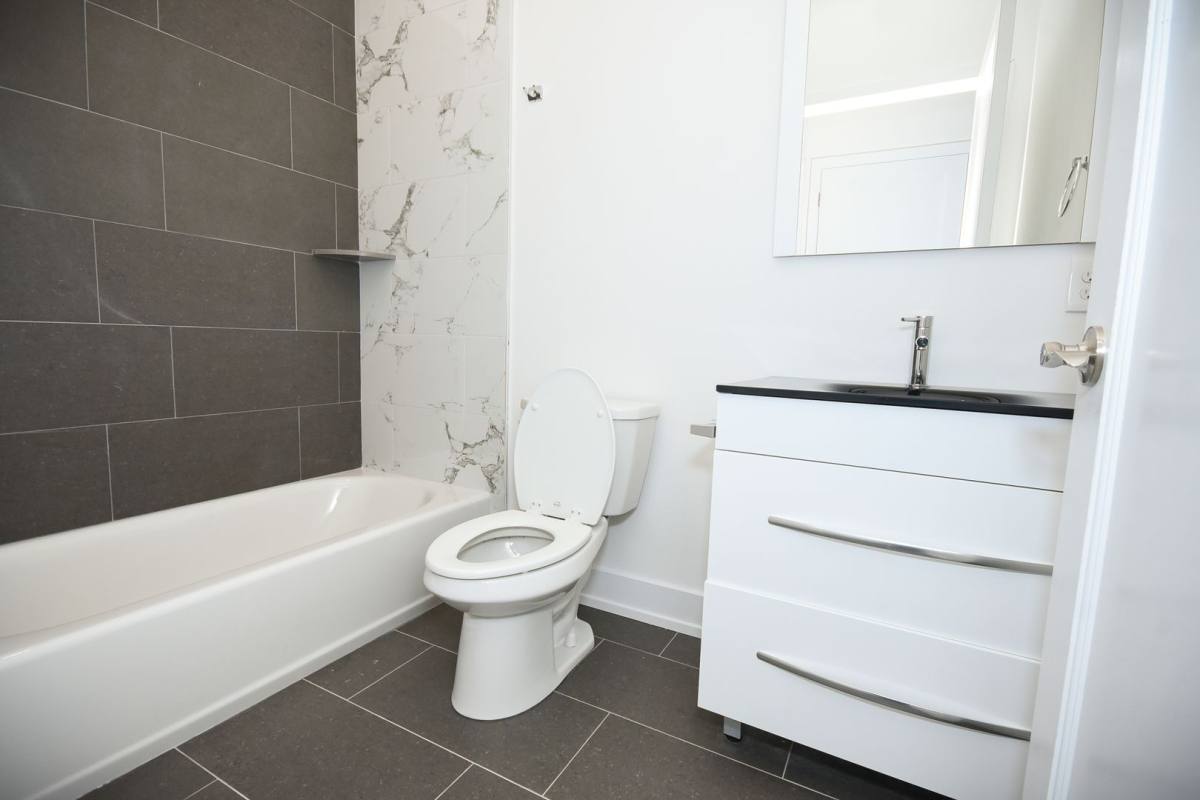 Apartment for rent at 6164-66 Ridge, Philadelphia, PA 19128
