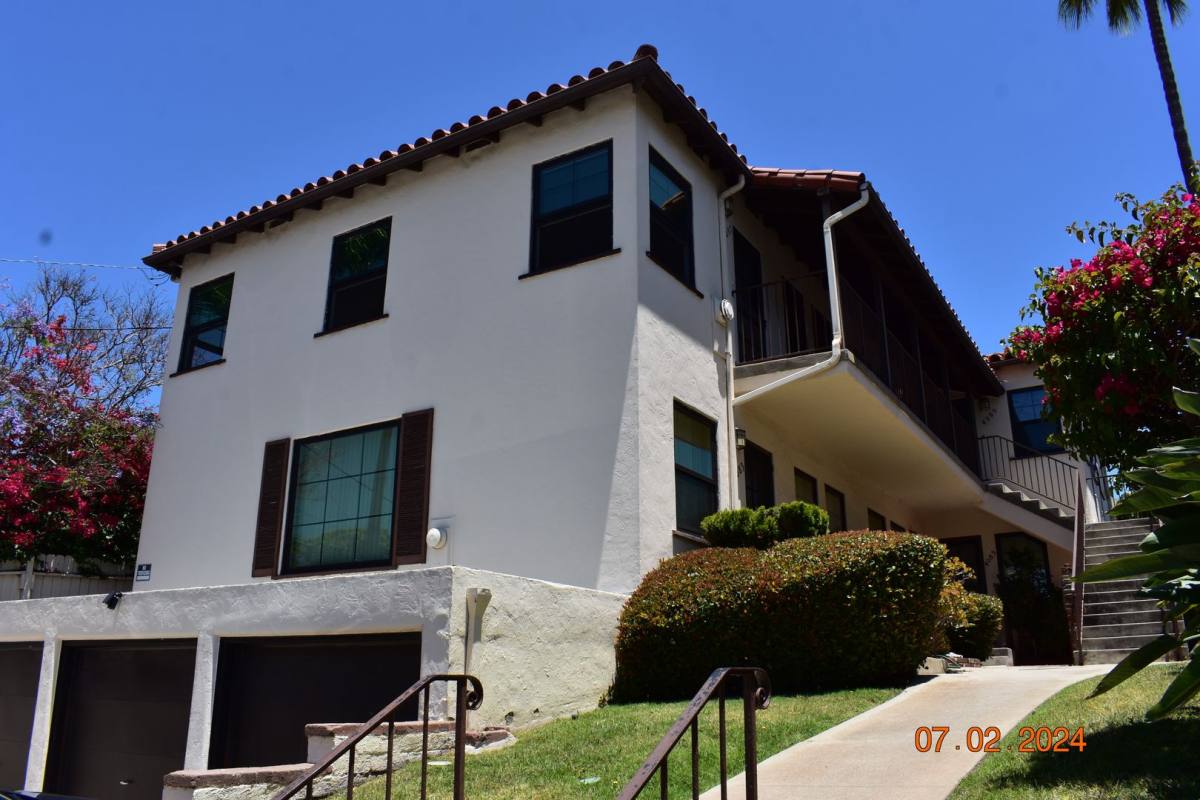 Apartment for rent at 4083-4089 Falcon St, San Diego, CA 92103