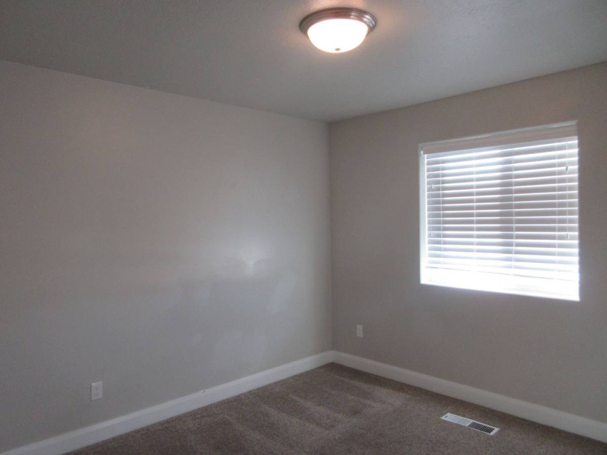 Townhouse for rent at 352 W 400 N, Cedar City, UT 84721