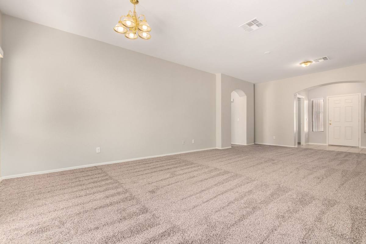 House for rent at 7927 W Mohave St, Phoenix, AZ 85043