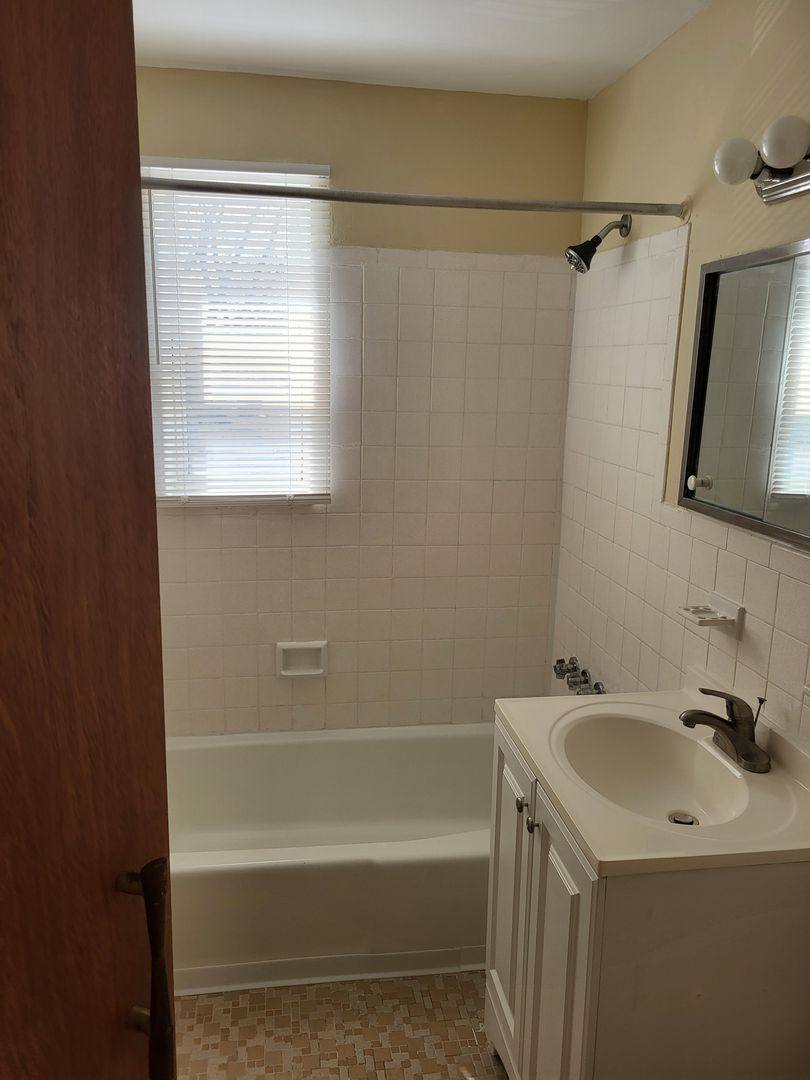 Apartment for rent at 125 Main St, Westfield, MA 01085