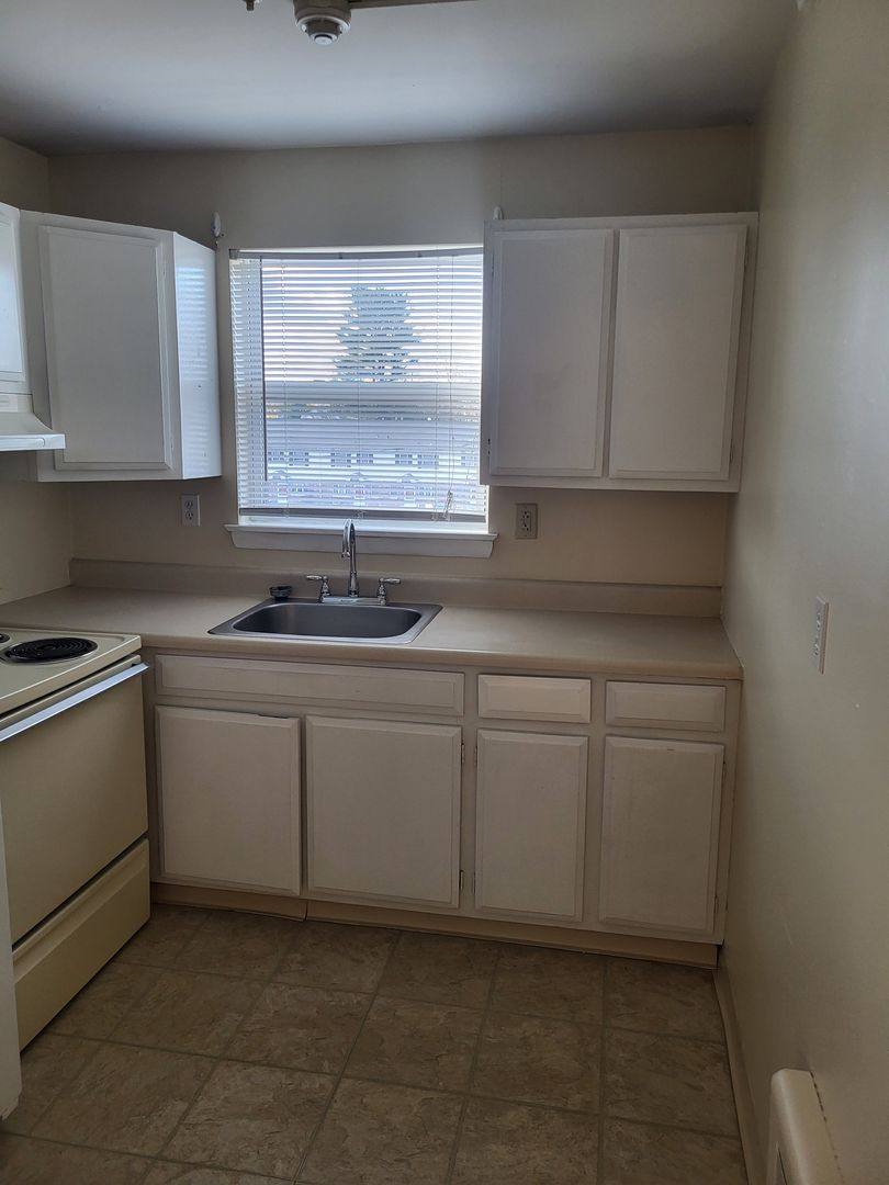Apartment for rent at 125 Main St, Westfield, MA 01085