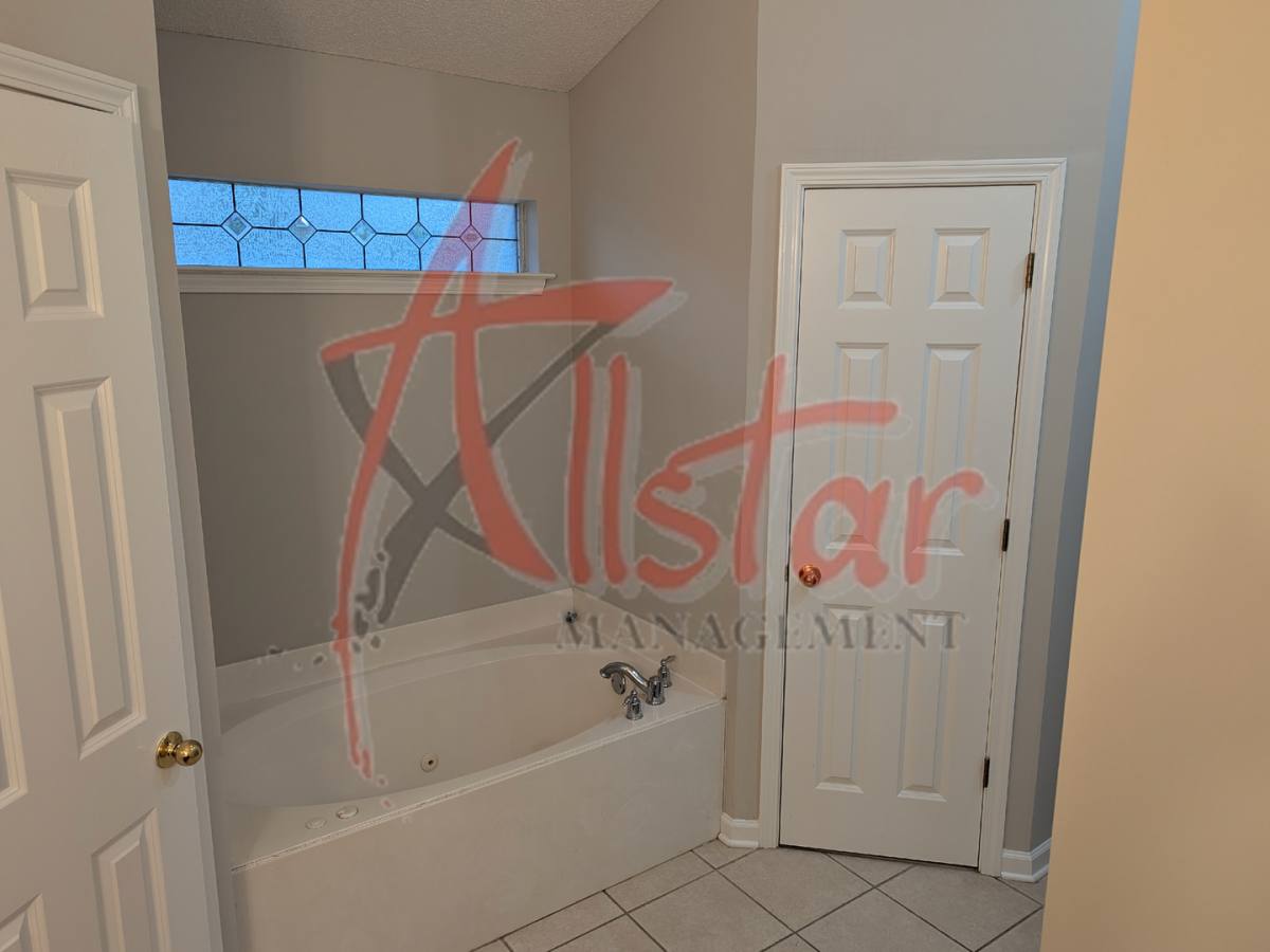 House for rent at 947 Clubhouse Dr, Hernando, MS 38632