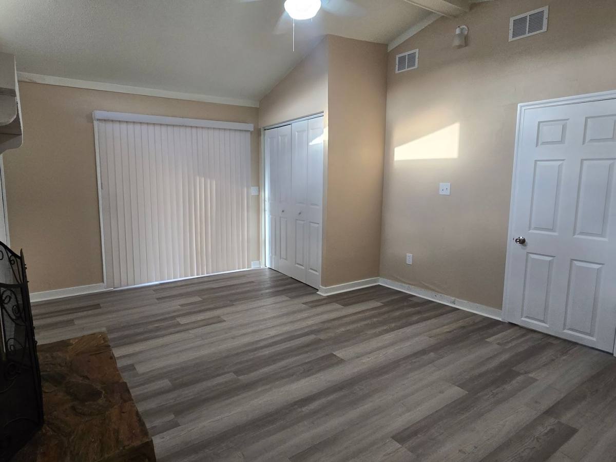 House for rent at 1001 Bracewell Dr, Plant City, FL 33563