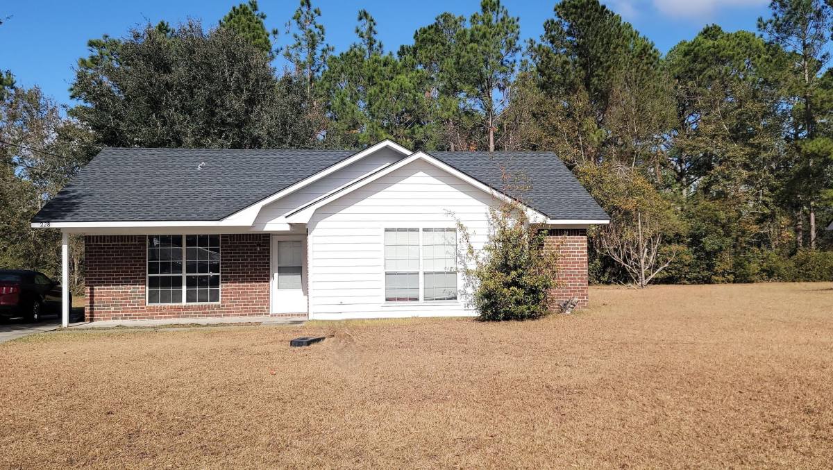 House for rent at 228 NE Jamey Lane, Ludowici, GA 31316