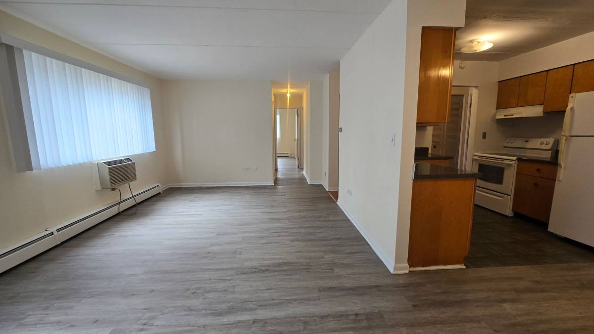 Apartment for rent at 918 Washington St, Evanston, IL 60202