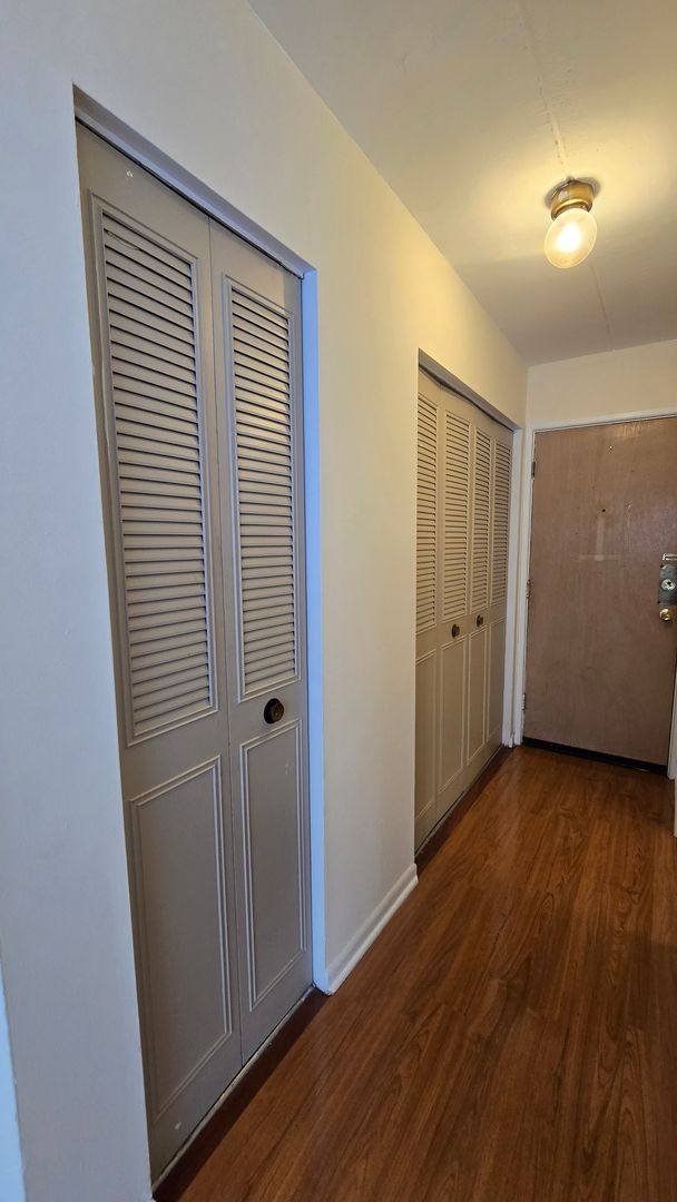 Apartment for rent at 918 Washington St, Evanston, IL 60202