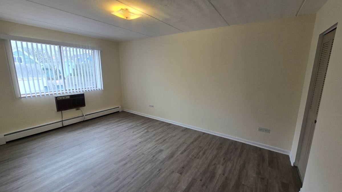 Apartment for rent at 918 Washington St, Evanston, IL 60202