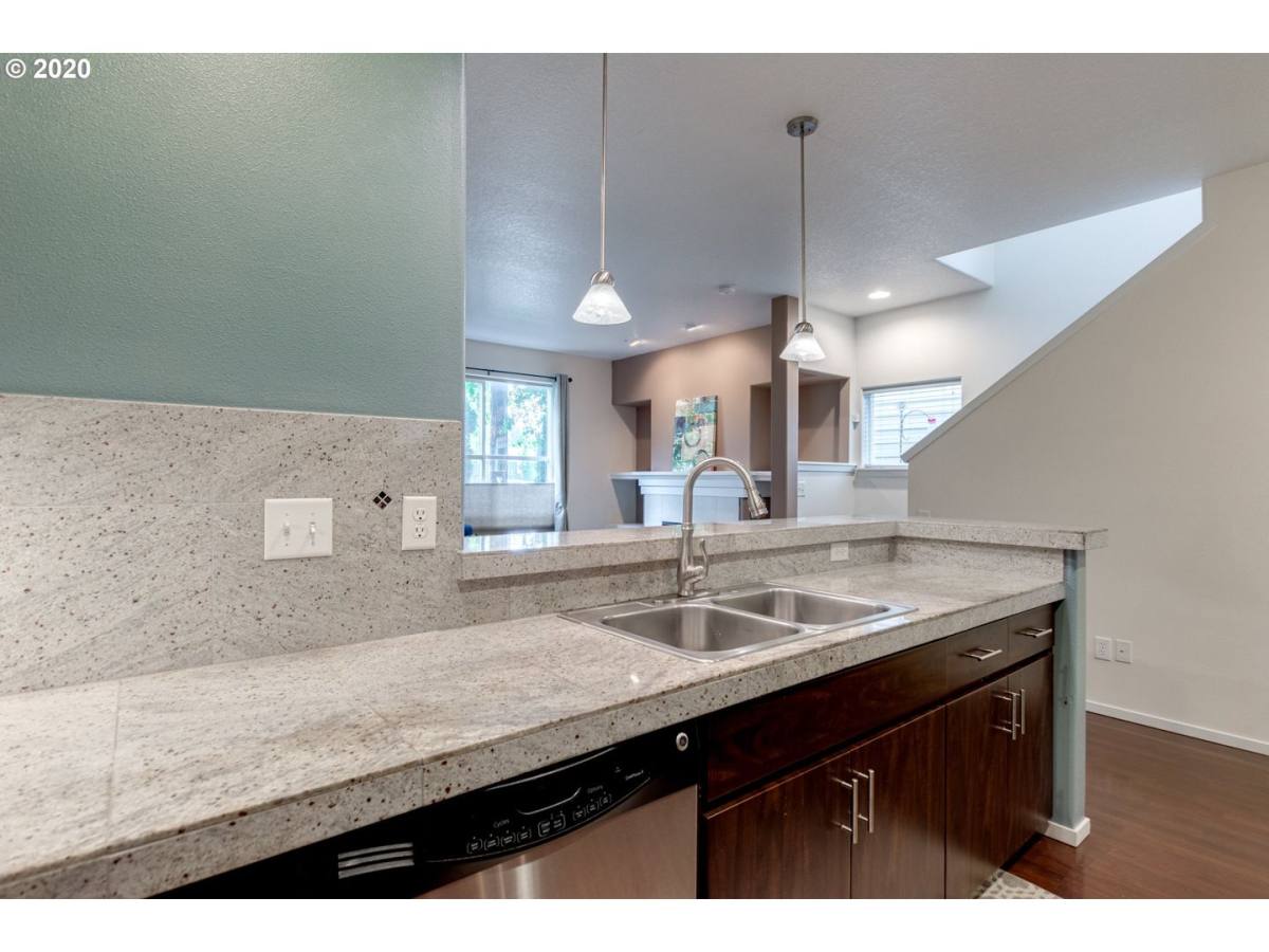 Townhouse for rent at 2232 NE Redelfs Way, Beaverton, OR 97006